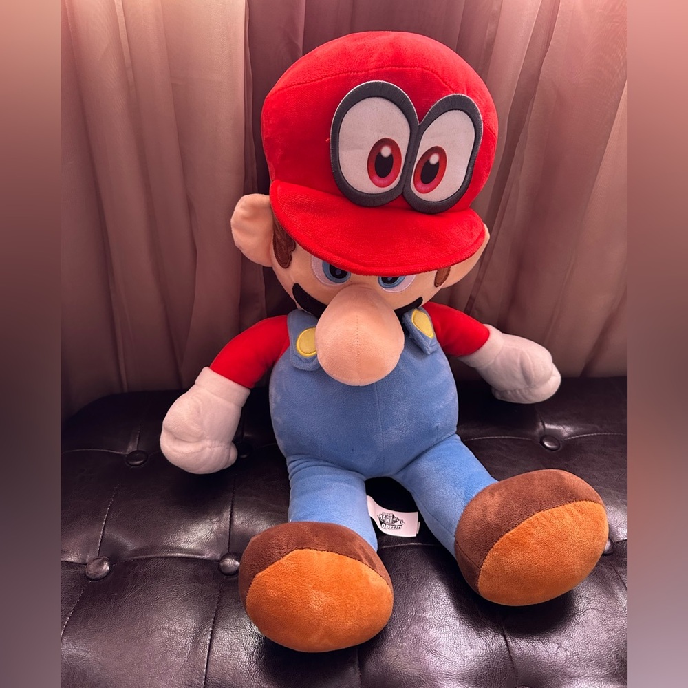 SUPER MARIO 24" MARIO ODYSSEY PLUSH TOY - Picture 4 of 7
